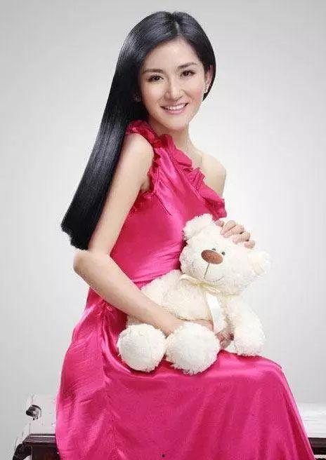 我喜欢的明星谢娜,快乐女神的星光璀璨之路